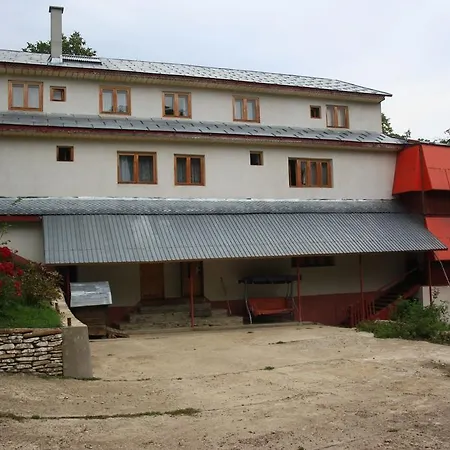 Pensiunea Tara בית הארחה Vulcăneasa